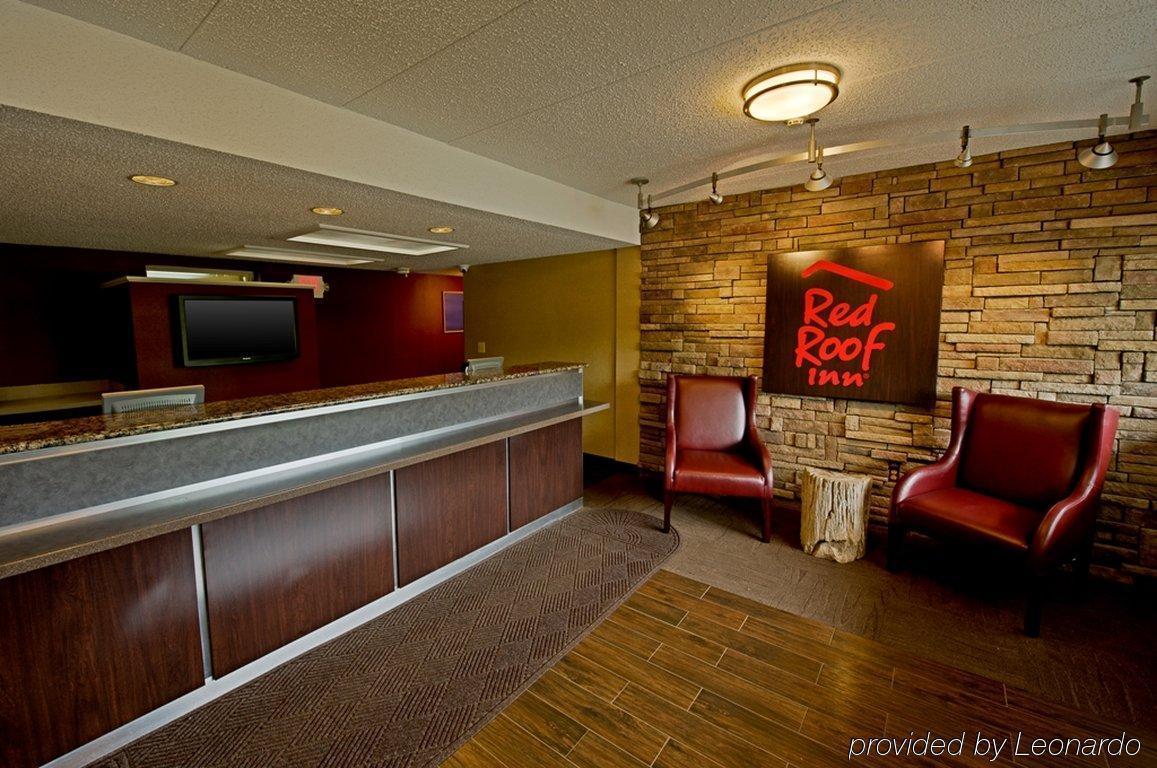 Red Roof South Motel 2*